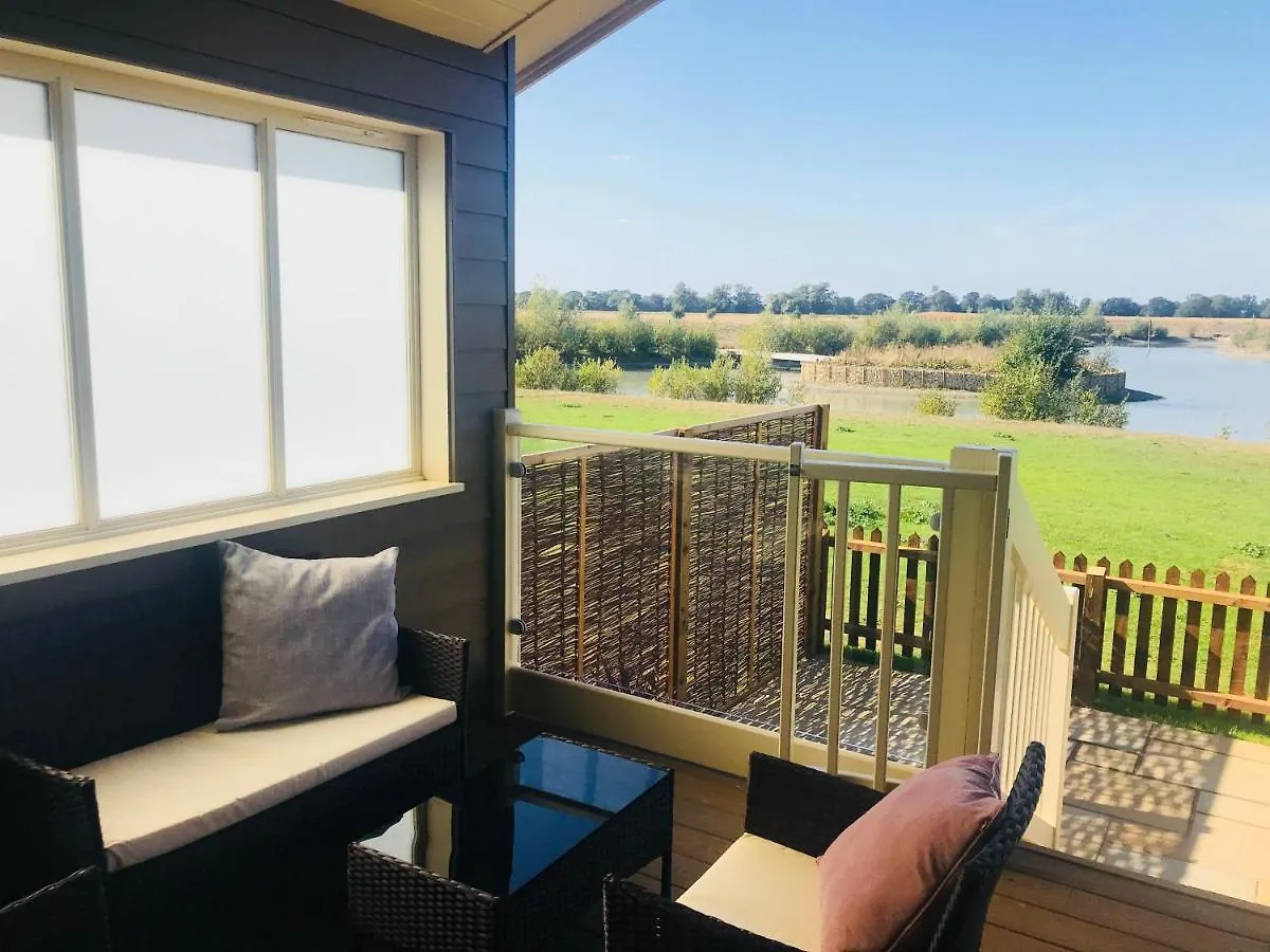 Waterside Lodges Cambridge