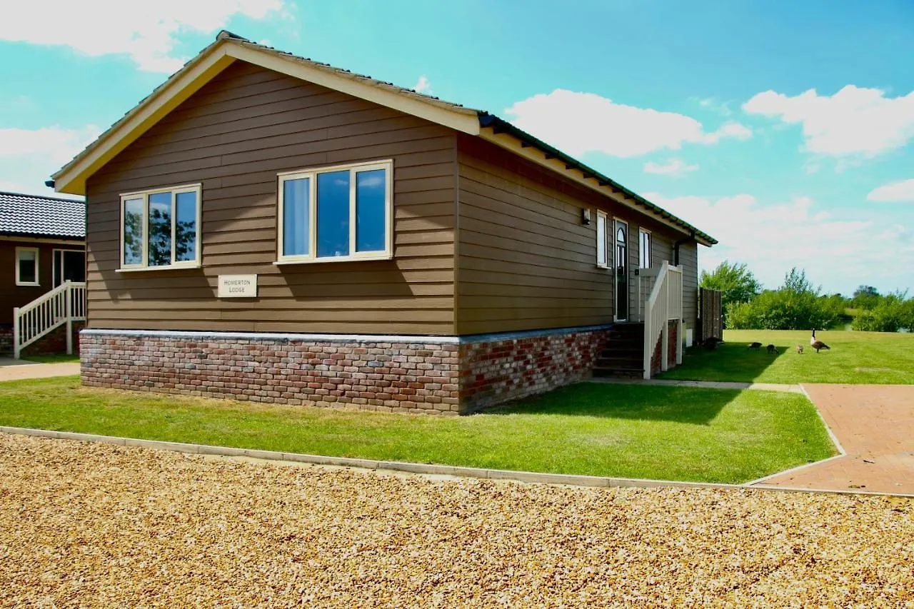 Chalet Waterside Lodges Cambridge