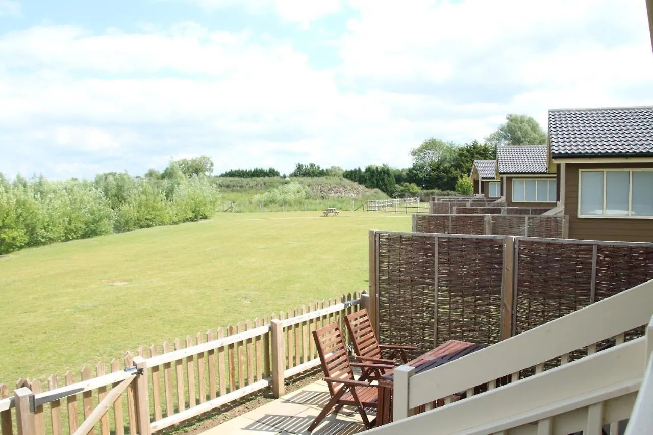 Chalet Waterside Lodges Cambridge